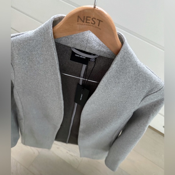 VERO MODA Coat Light Grey Womens Jacket Size Small New with Tags - Picture 2 of 5